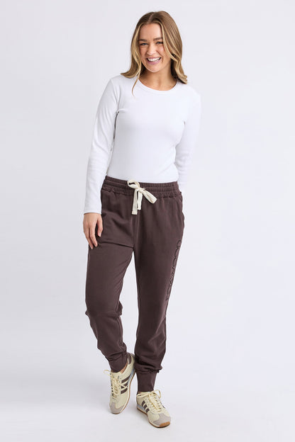 Foxwood Simplified Track Pant - Coffee