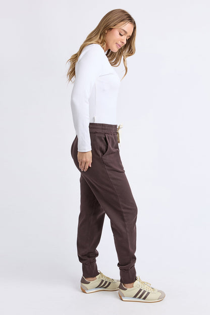 Foxwood Simplified Track Pant - Coffee