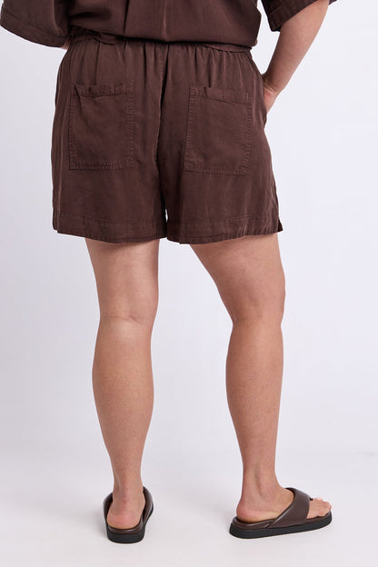 Elm Bliss Washed Short - Chocolate