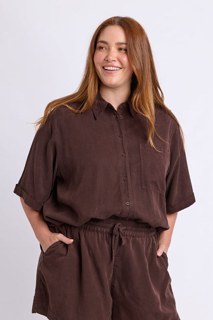 Elm Bliss Washed Short - Chocolate