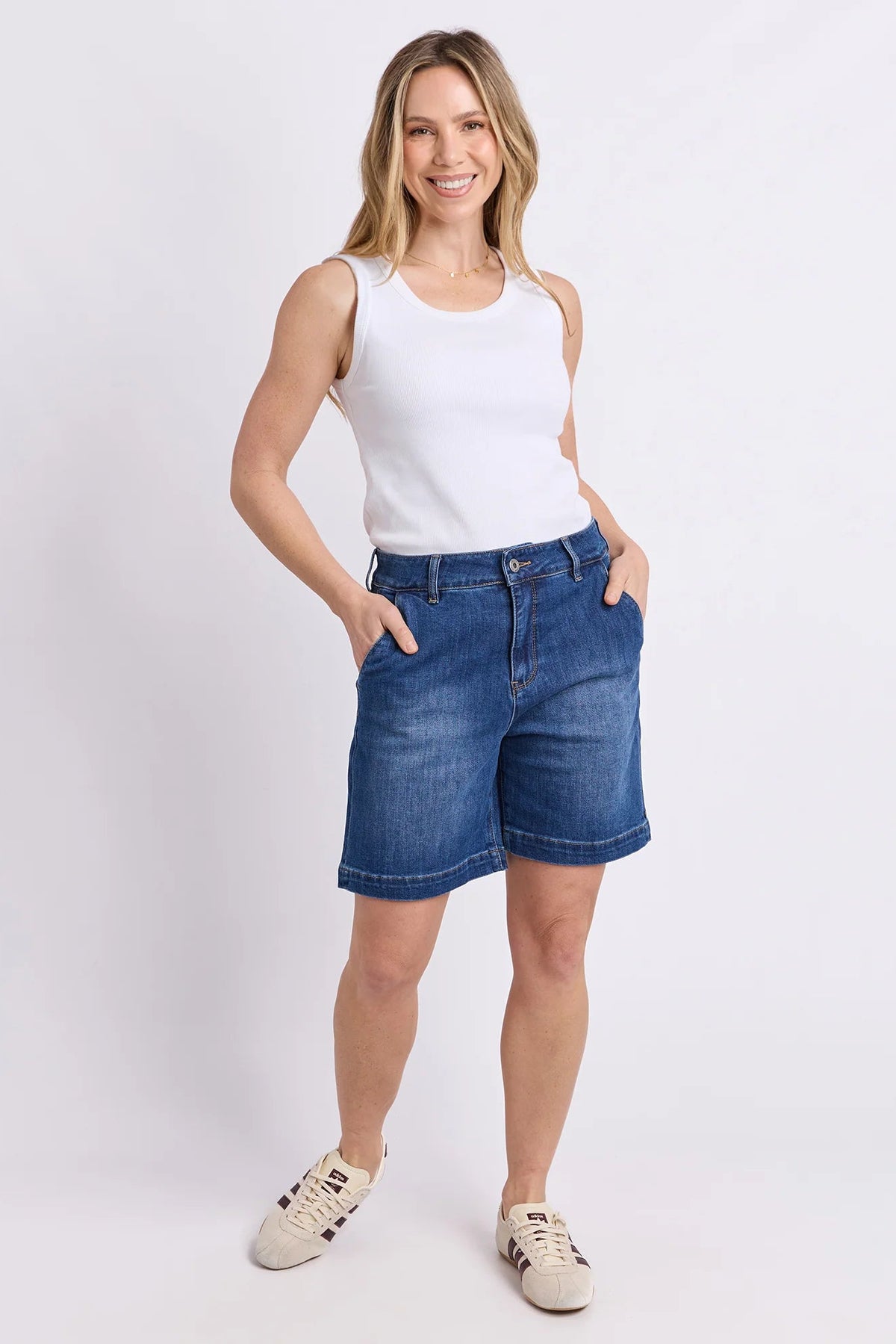 Elm Izzy Denim Shorts - Mid Blue Wash