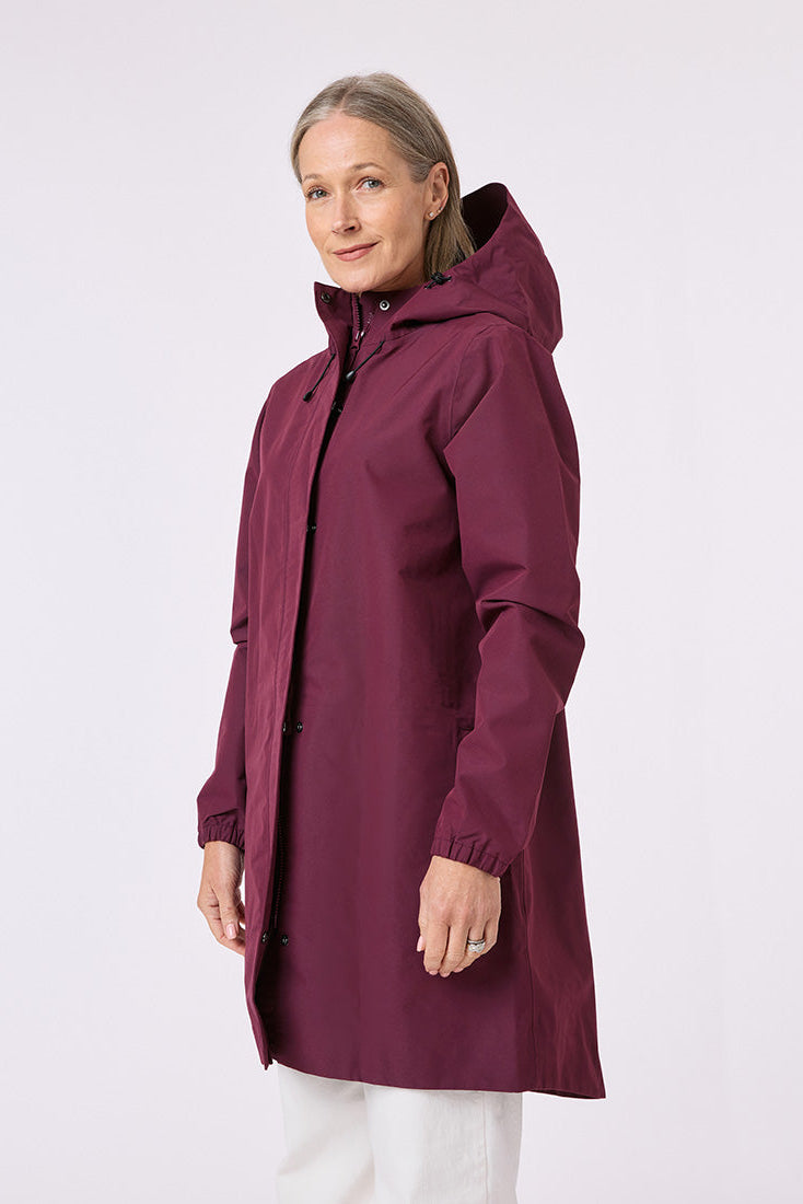 Refuge Raincoat - Mulberry