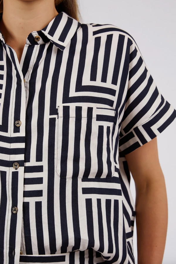 Bauhaus S/S Shirt - Navy/Oat Stripe