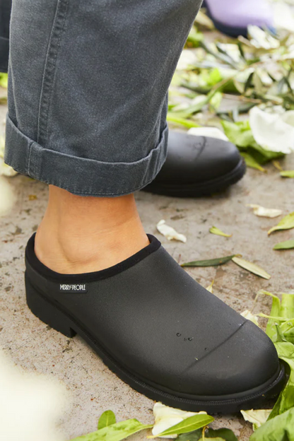 INACTIVE Billie Clog
