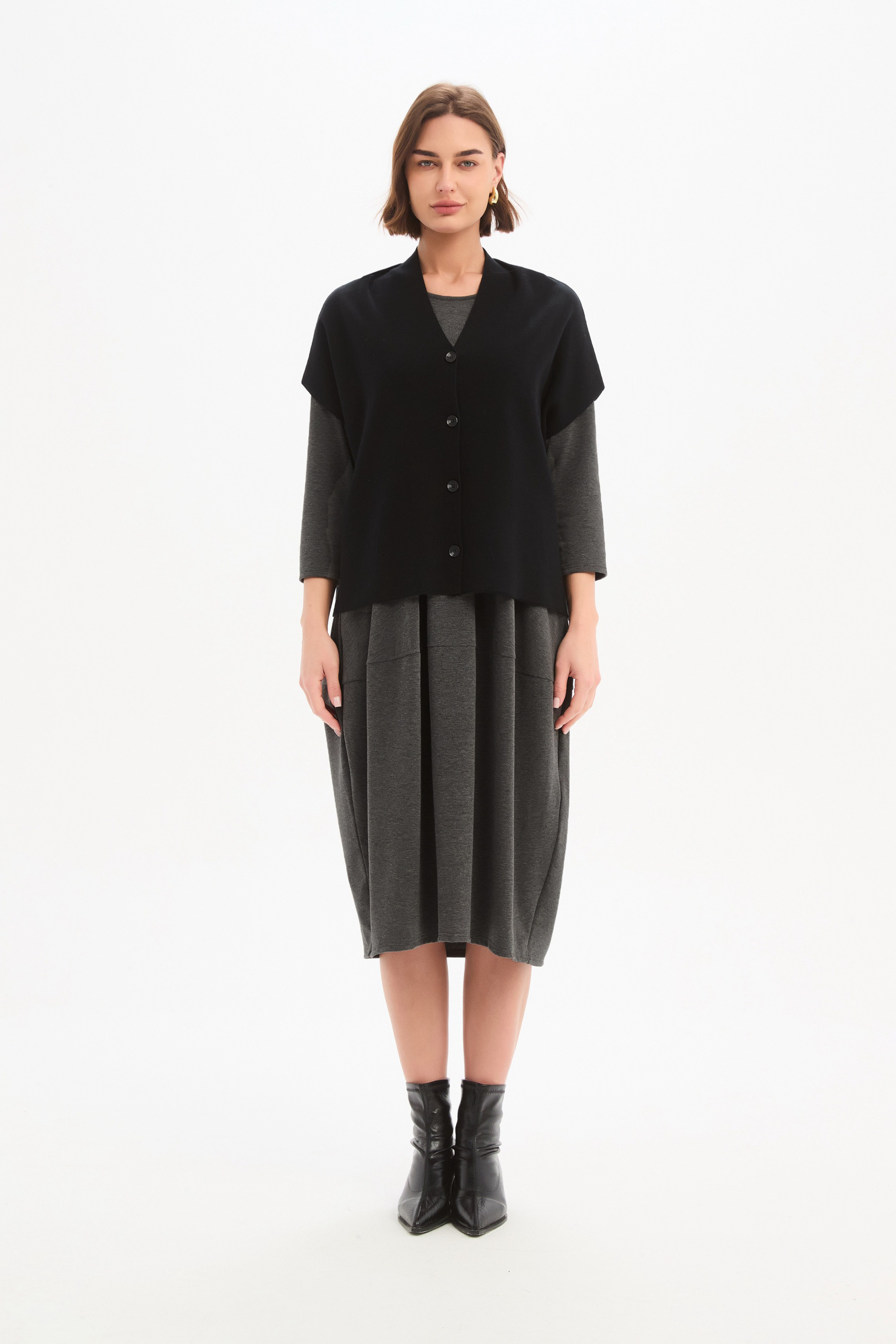 Button Up Knit Vest - Black