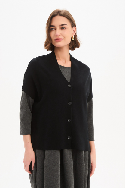 Button Up Knit Vest - Black