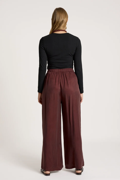 Calista Pant - Mahogany