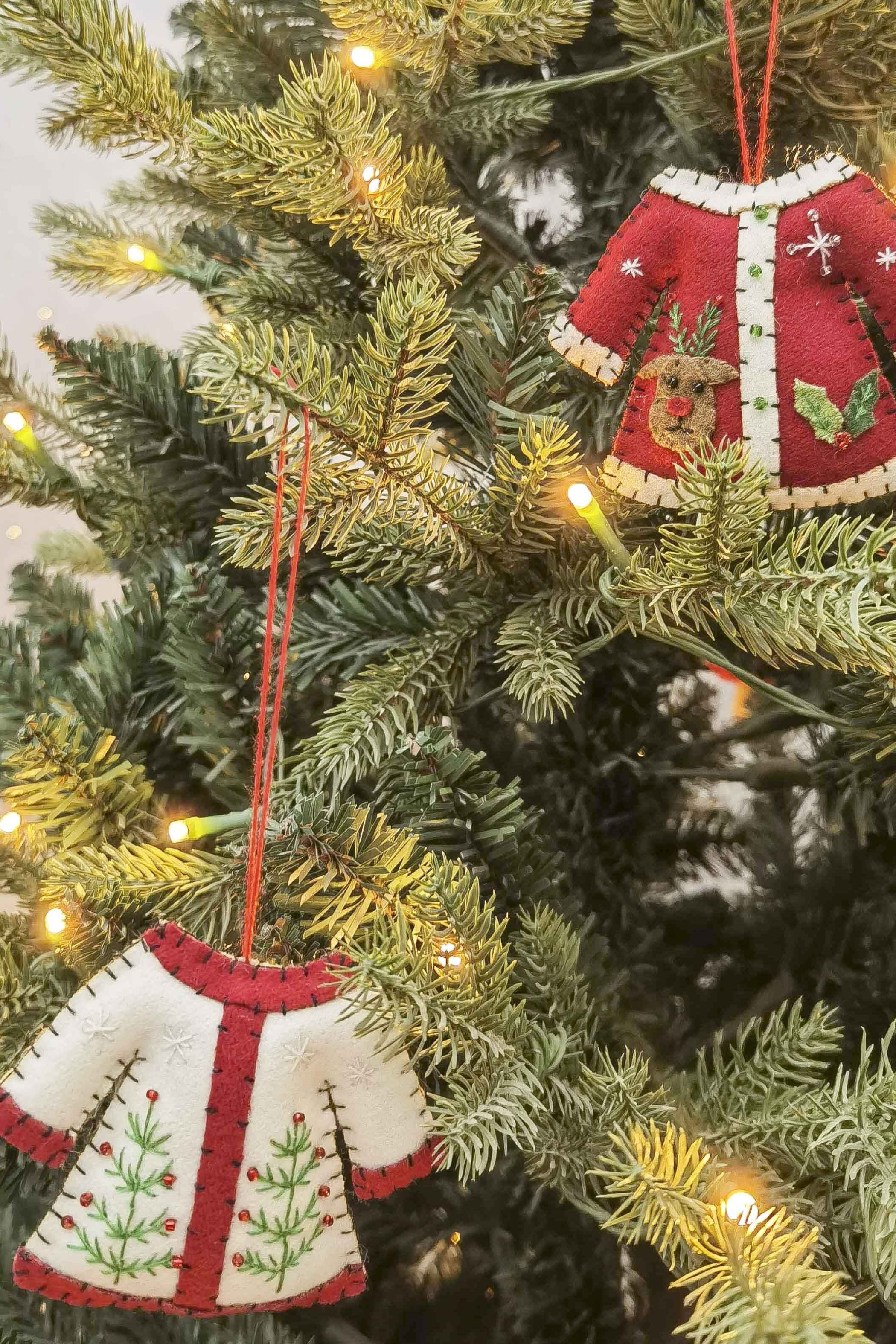 Christmas Coats Hanging Decoration - Red or White