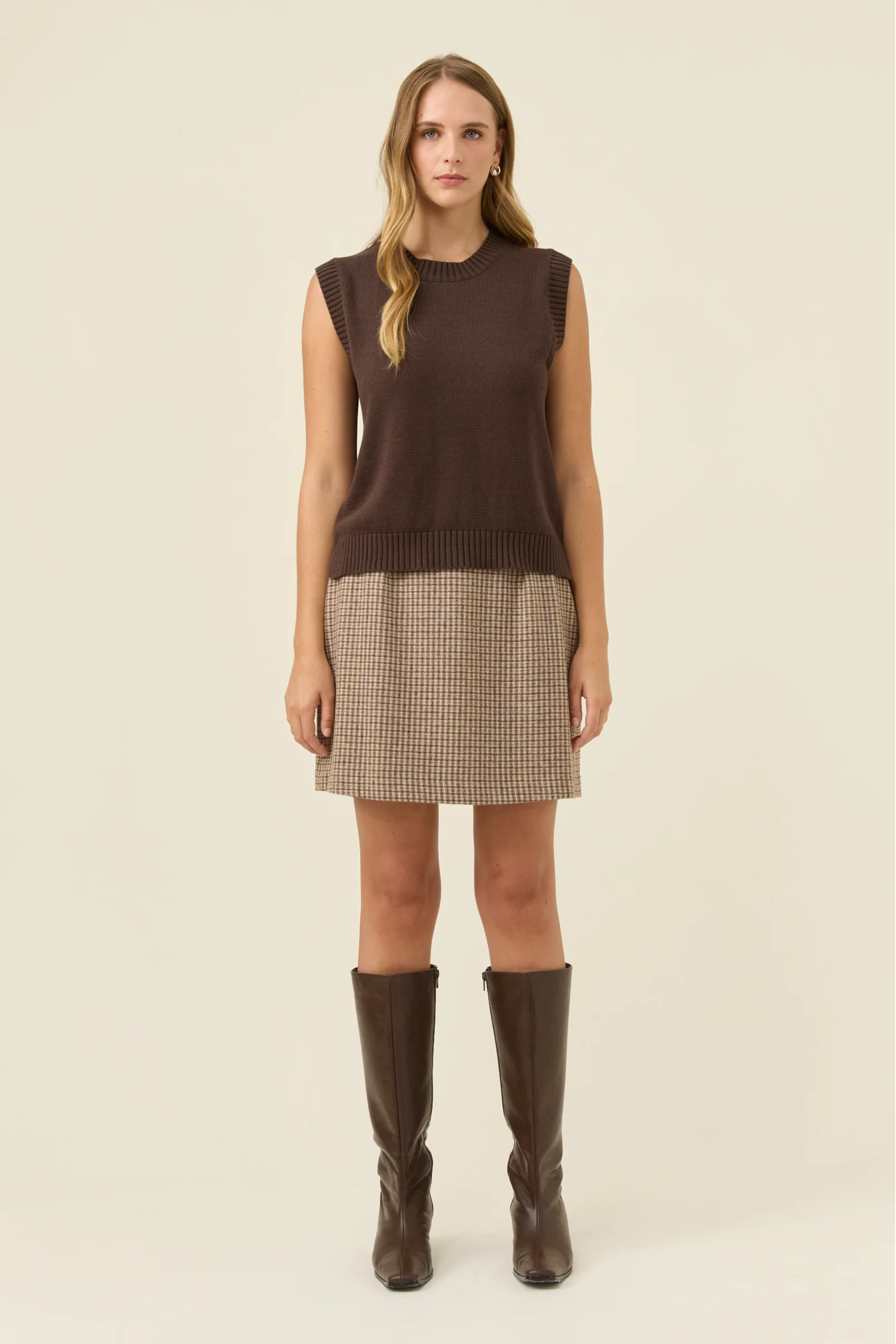 Darby Knit Vest - Chocolate