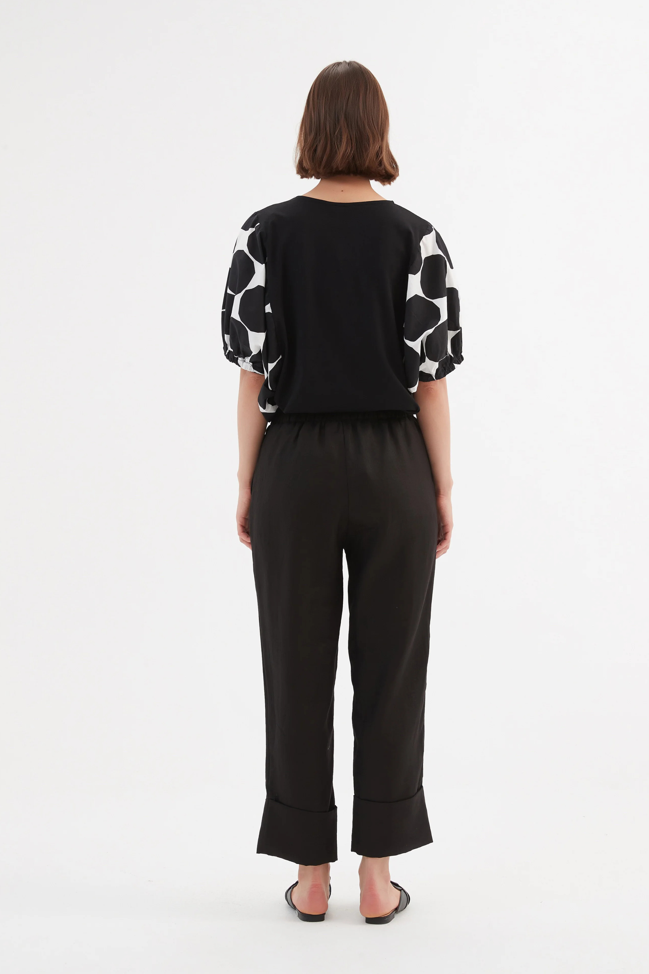 Deep Cuff Linen Pant - Black
