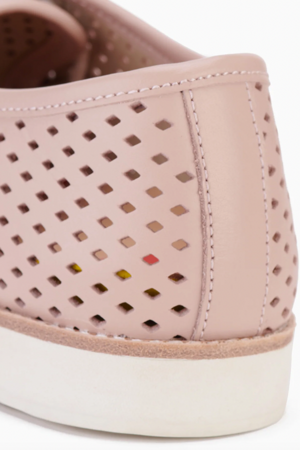 Derby Punch-Chalk Pink