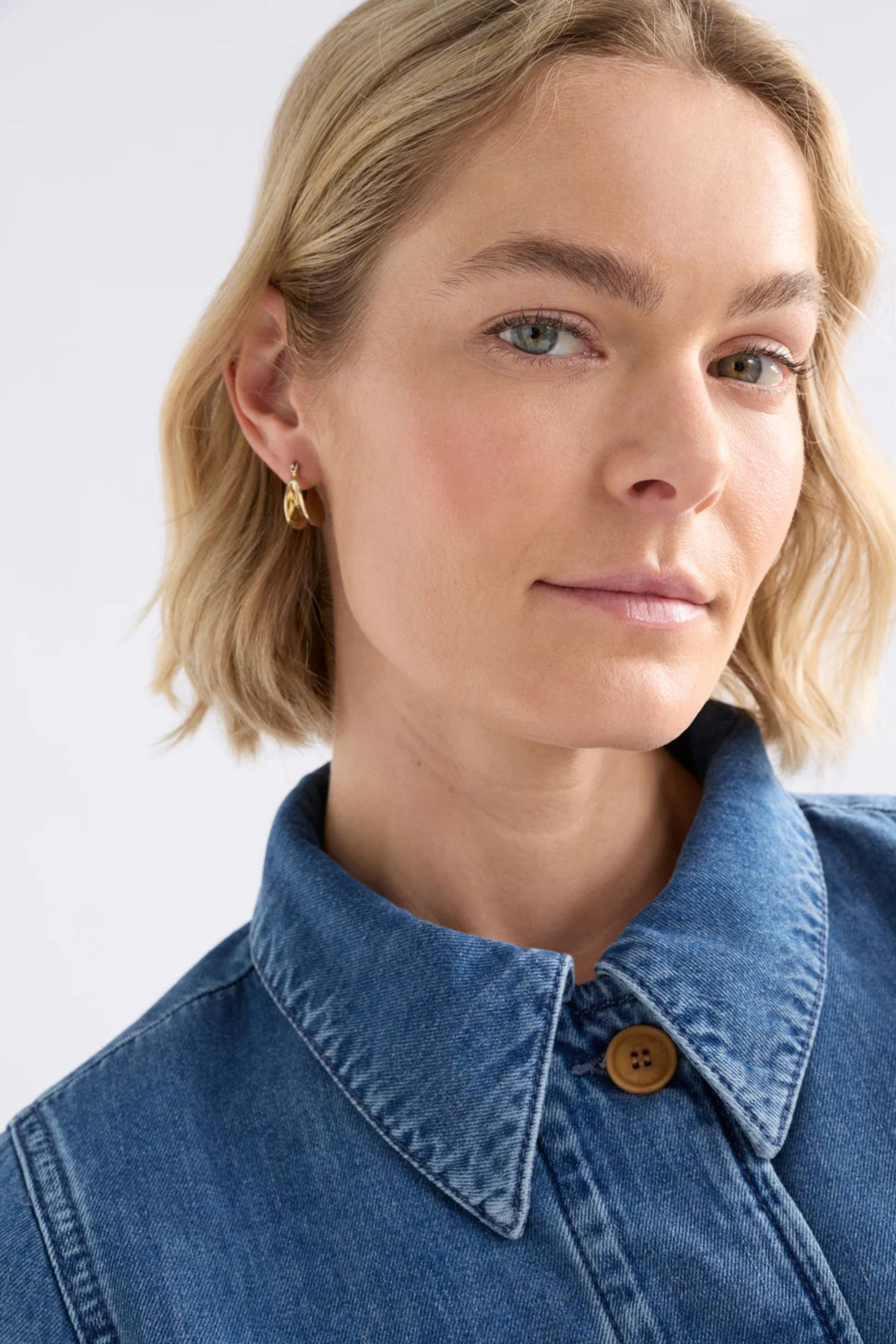 Elk Apenn Small Hoop Earring - Gold