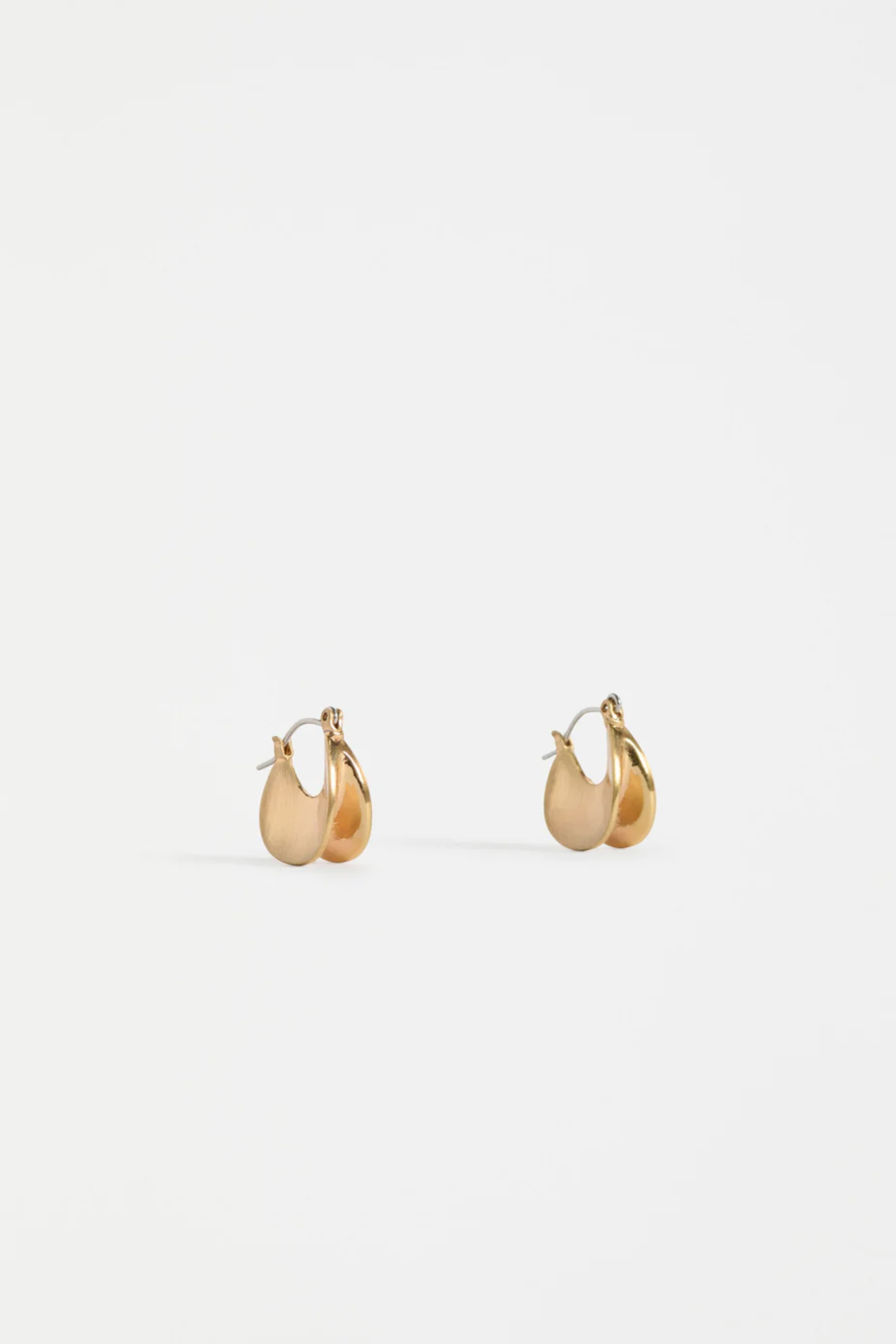 Elk Apenn Small Hoop Earring - Gold