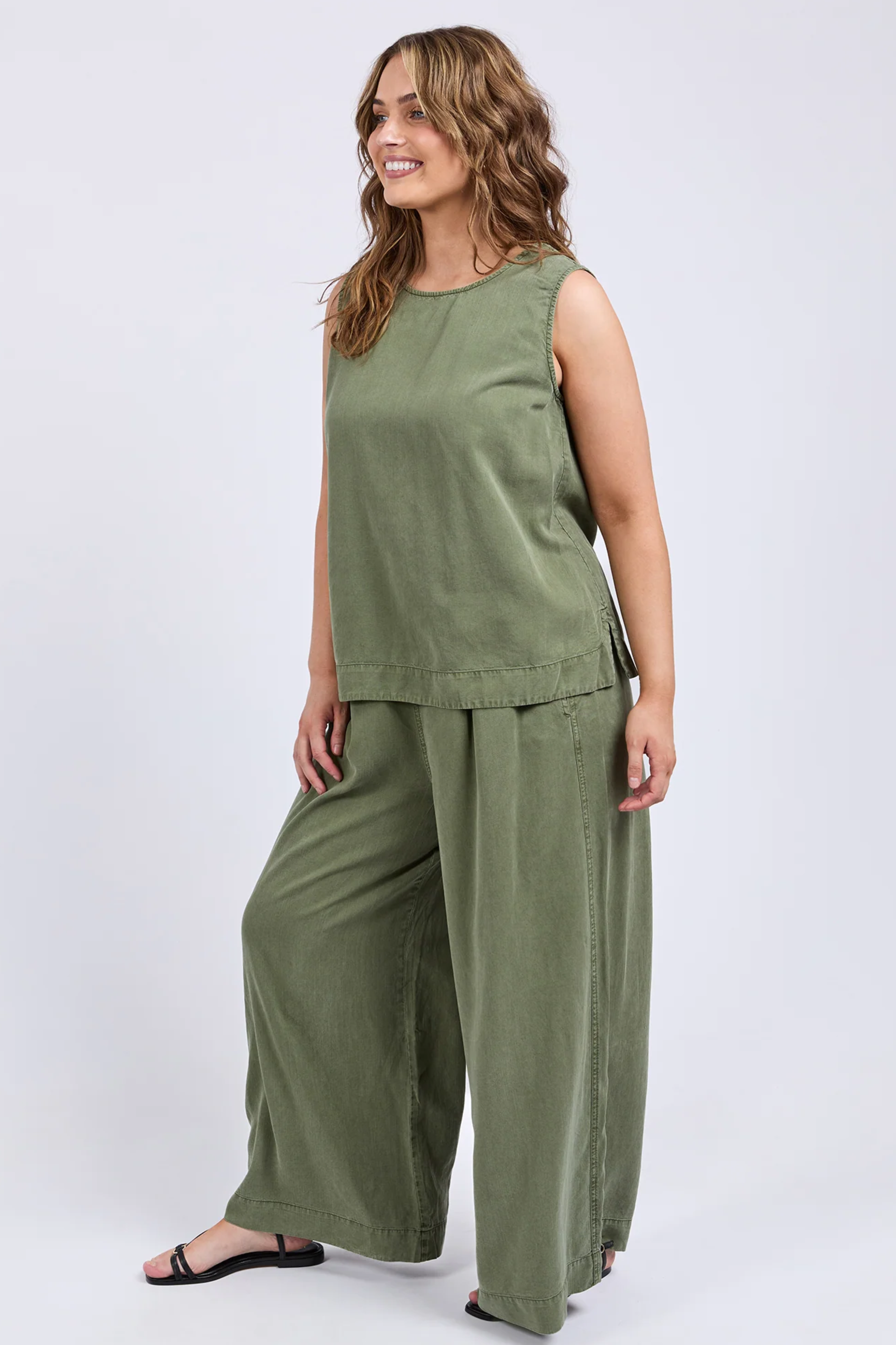 Elm Bliss Tank - Clover