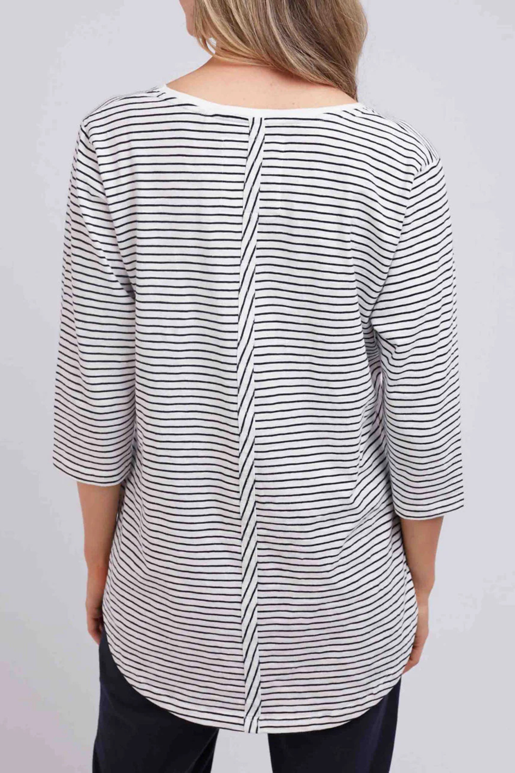 Elm Layer Me L/S Tee - Wh/Navy Stripe