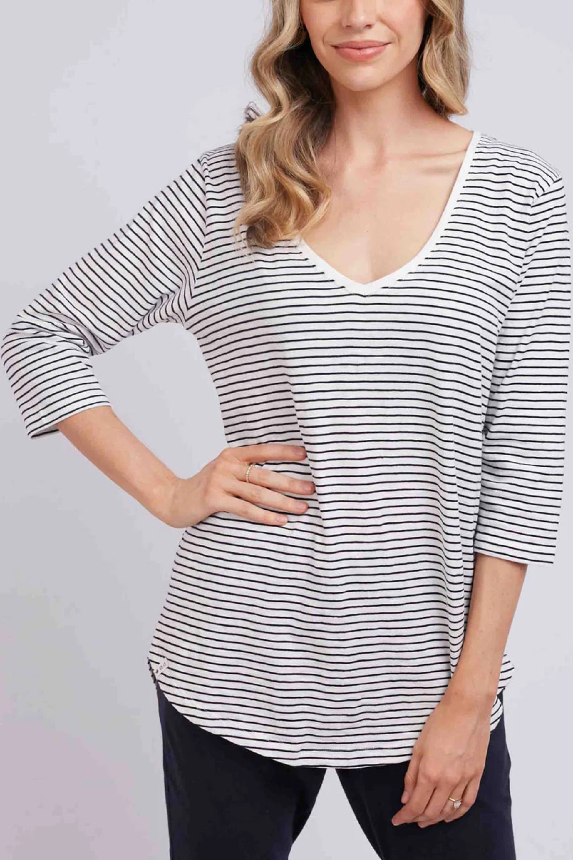 Elm Layer Me L/S Tee - Wh/Navy Stripe