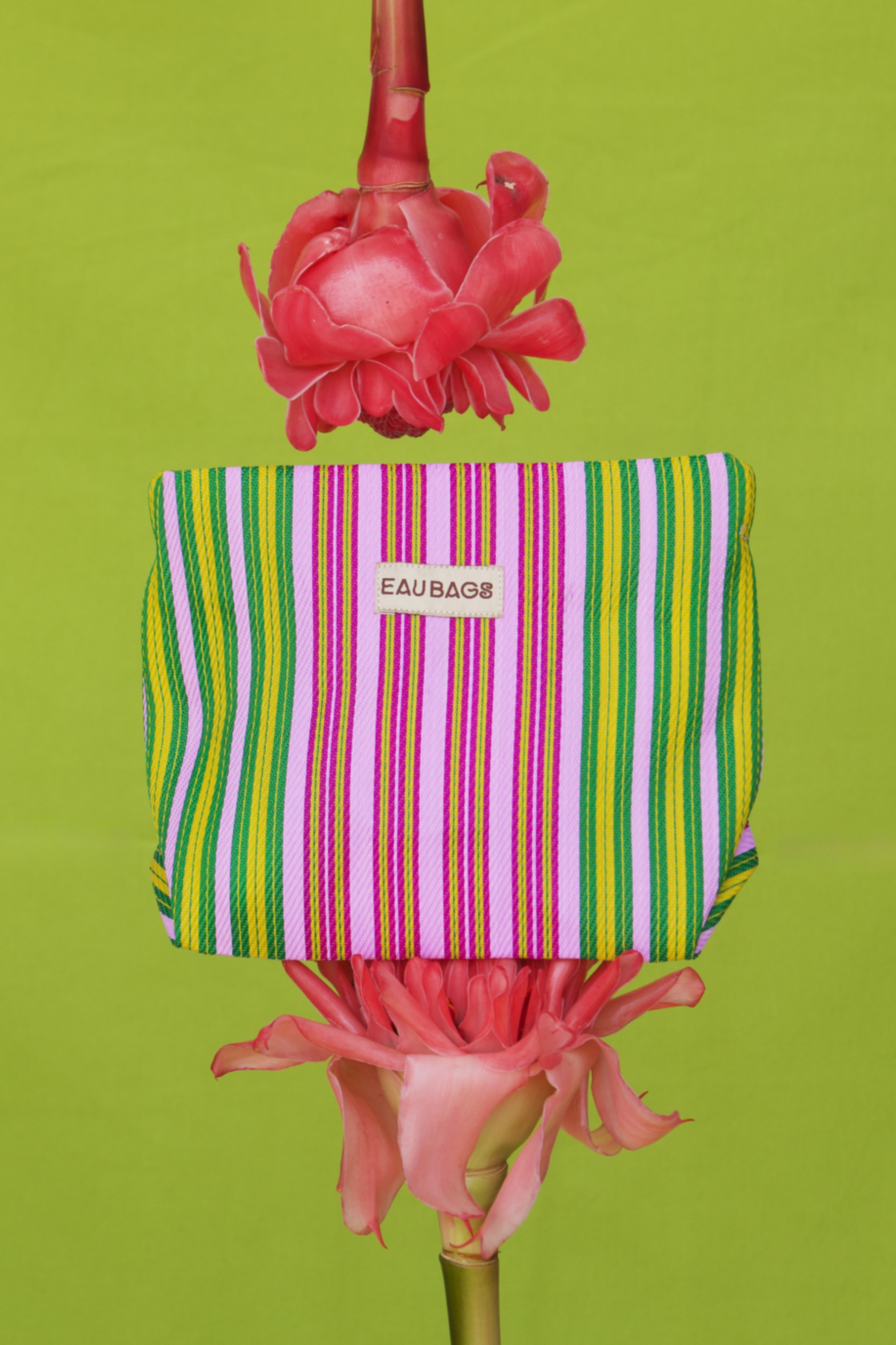 EAU Essential Bag