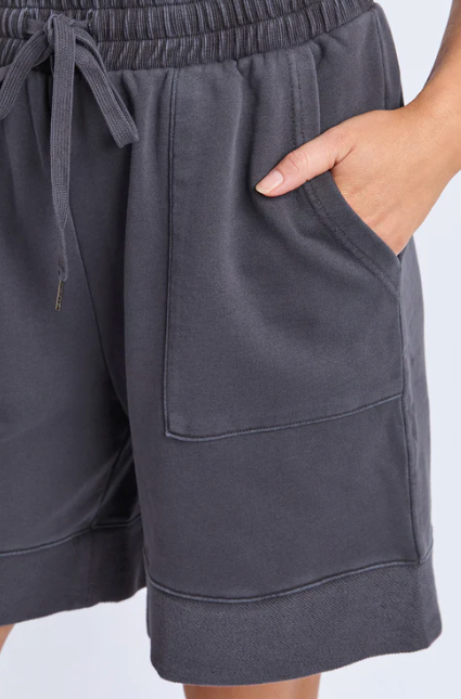 Foxwood Hustler Short - Charcoal