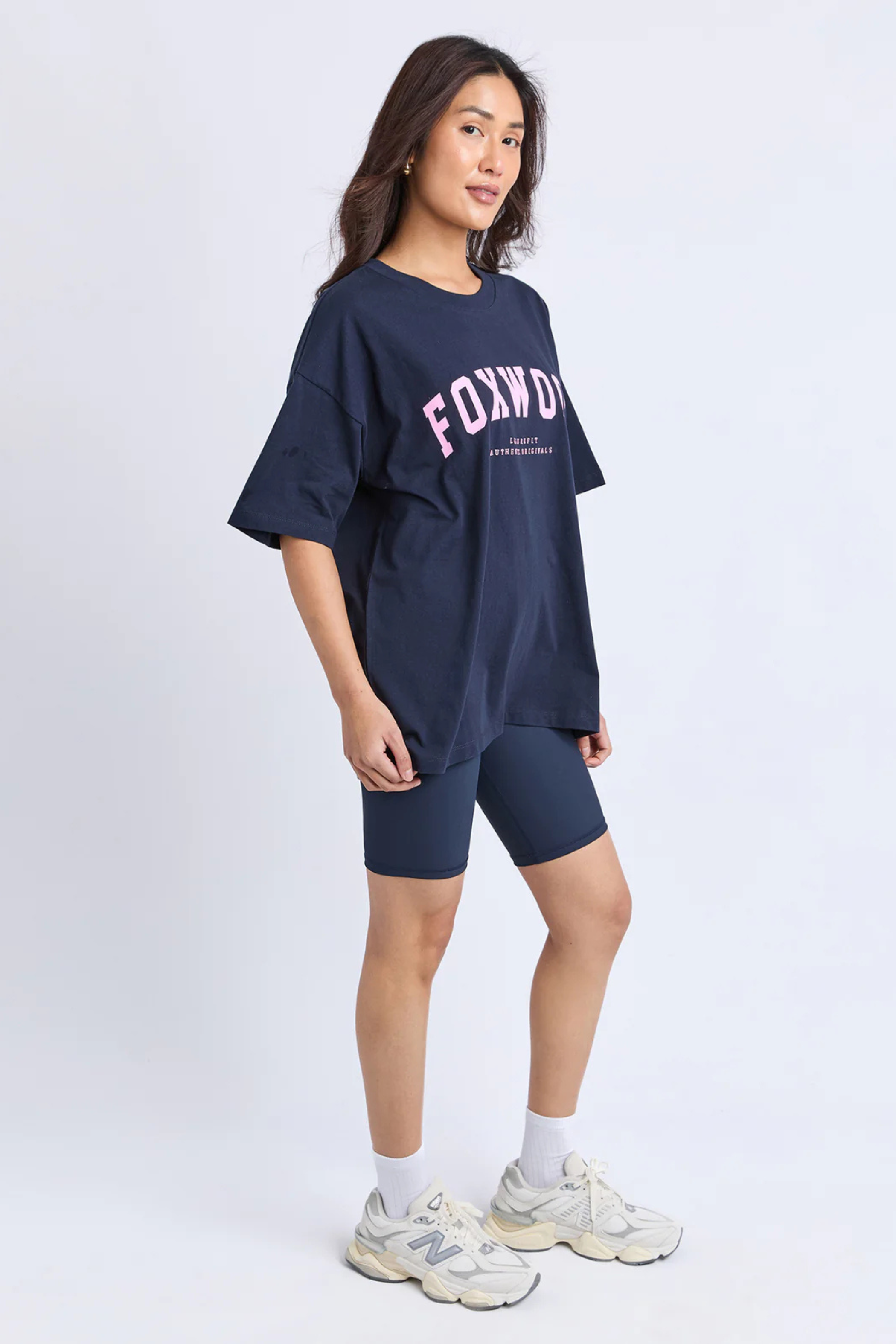 Foxwood Interval Tee - Navy/Neon Pink