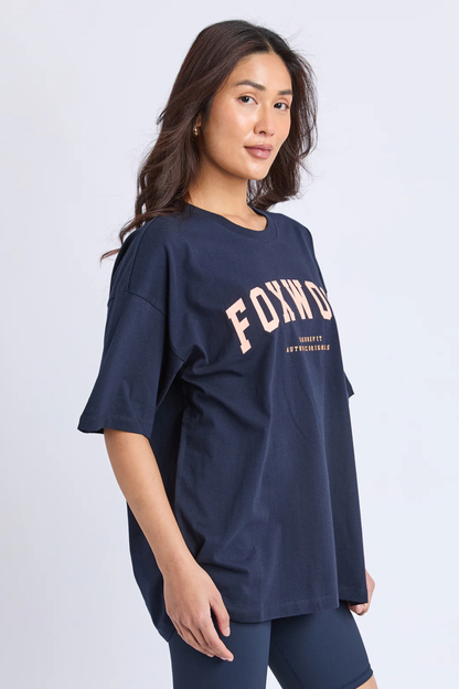 Foxwood Interval Tee - Navy/Peach