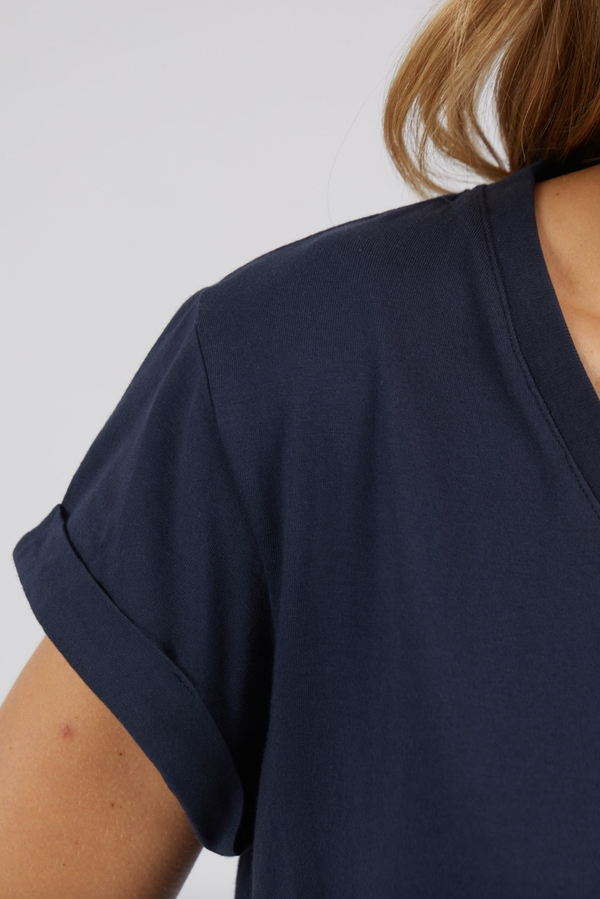 Manly Vee Tee