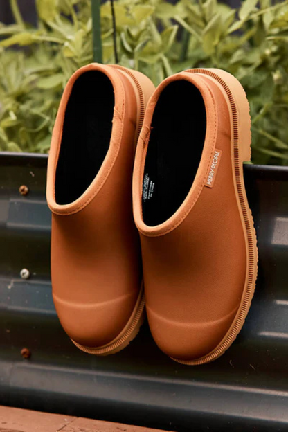 Merry People Billie Clog - Rust