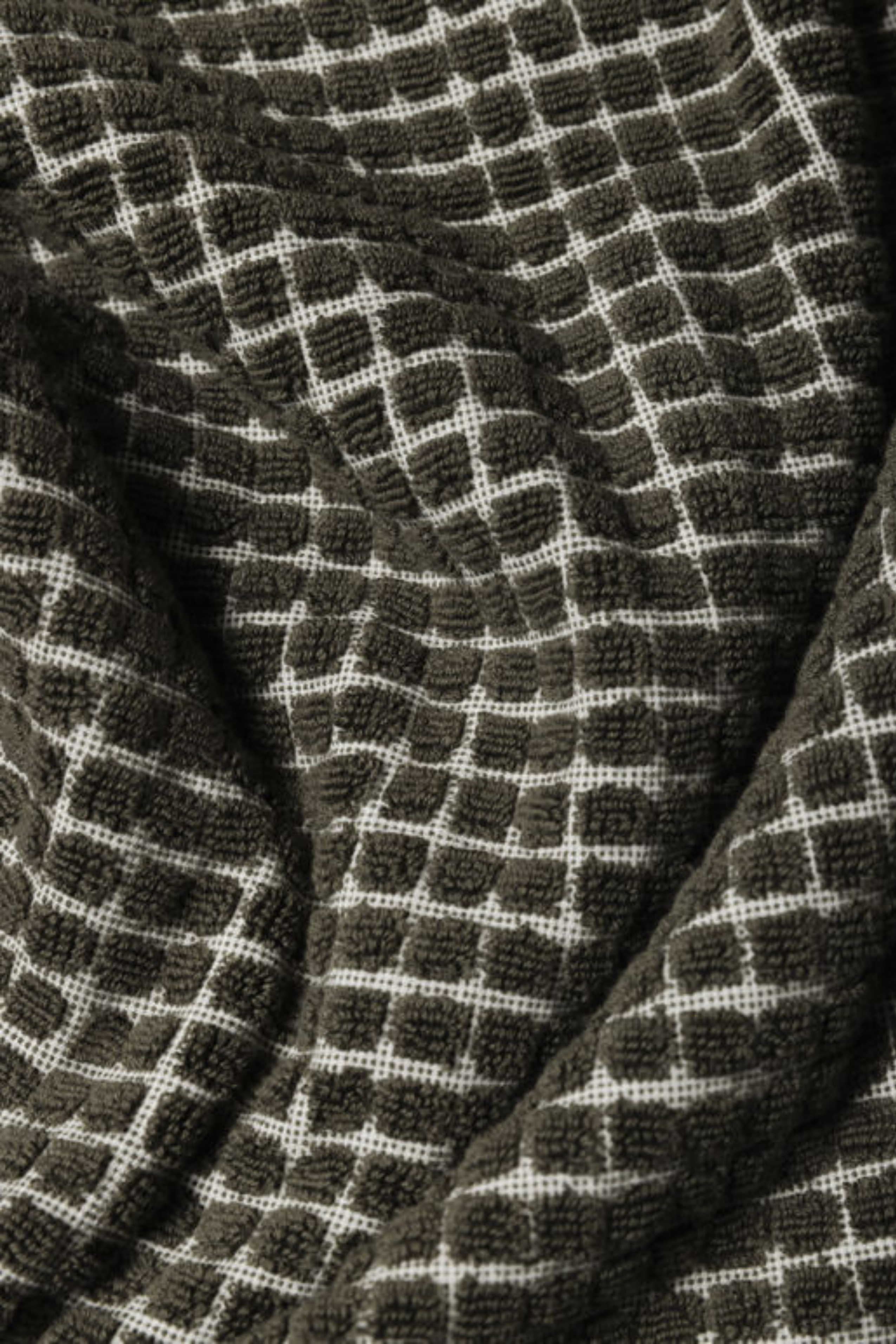 Nero Cotton Bath Towel - Ivy/Cream