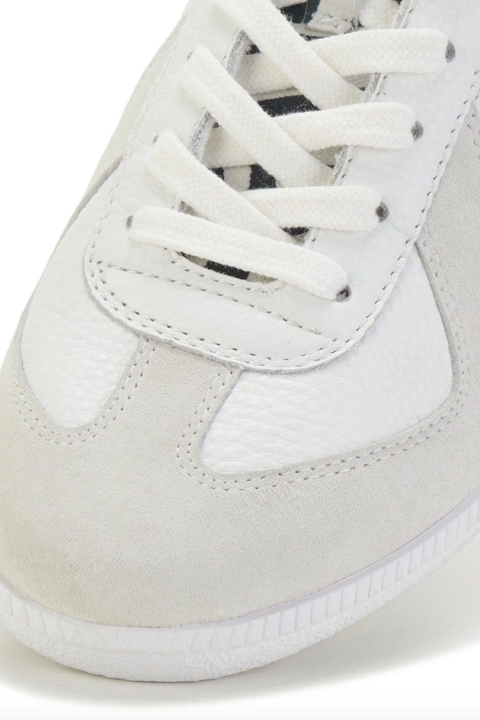 Pace Sneaker - White/Zebra