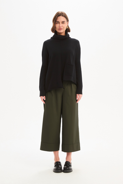 Roll Hem Pocket Knit - Black