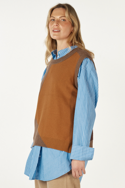 Zaket & Plover Diamond Dapper Vest - Bark