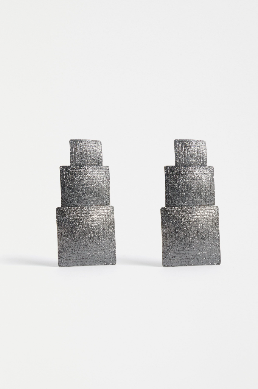 Elk Metri Drop Earring - Gunmetal