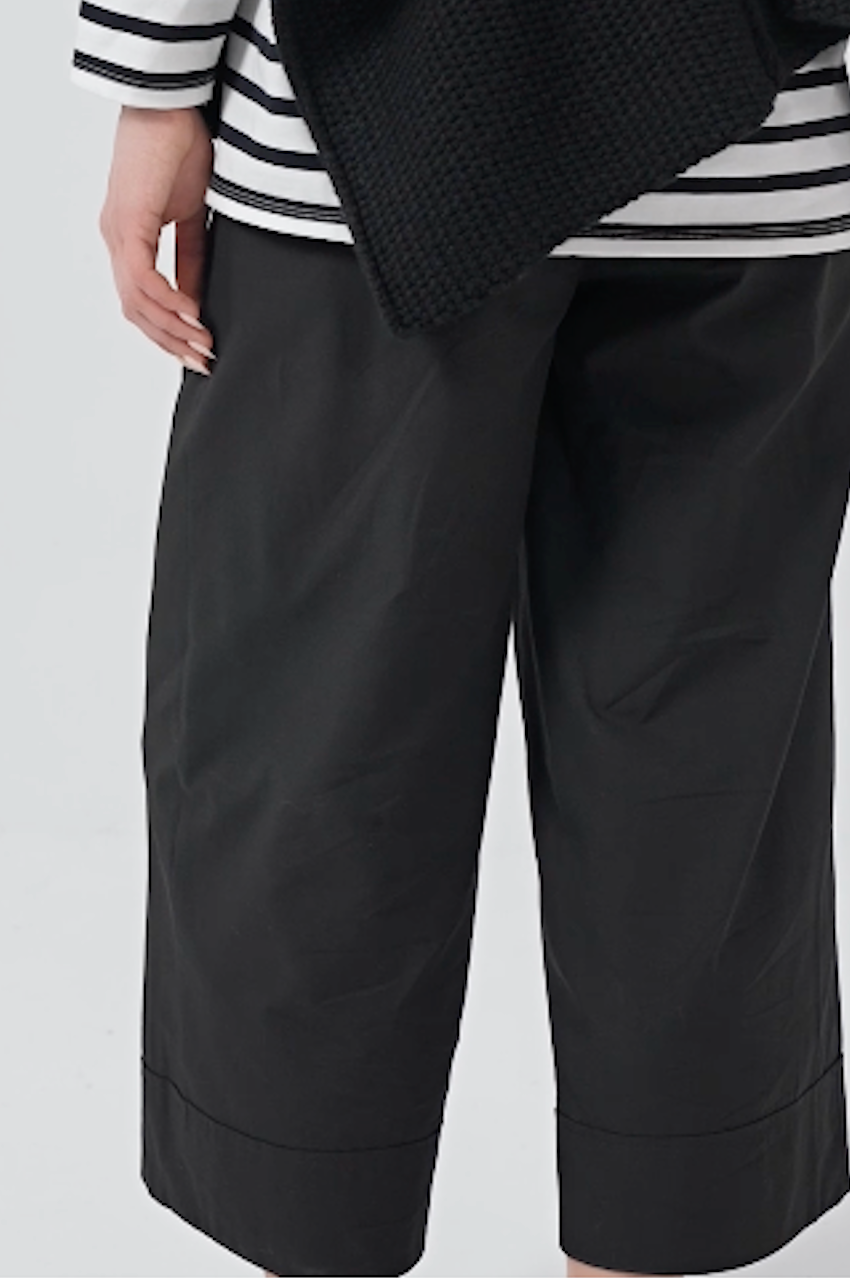 Classic Trouser - Black