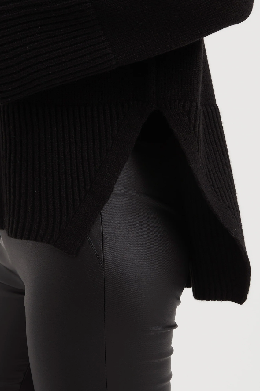 Deep Split Knit - Black