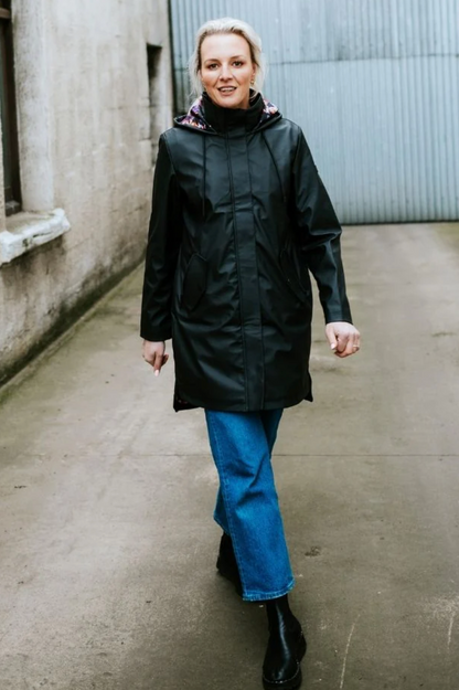 Moke Billie Raincoat - Black/Purple
