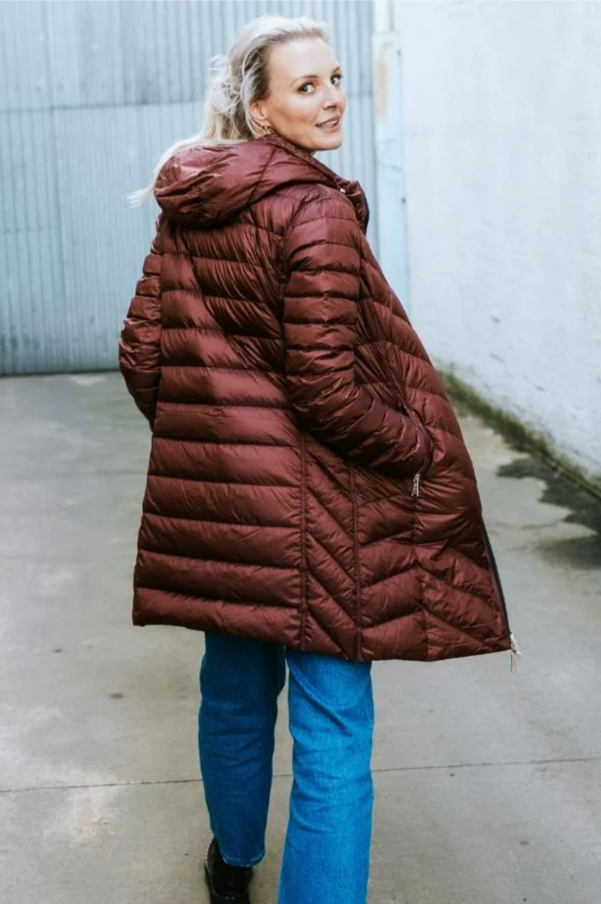 Moke Arnie Reversible Puffer Jacket - Black/Cabernet