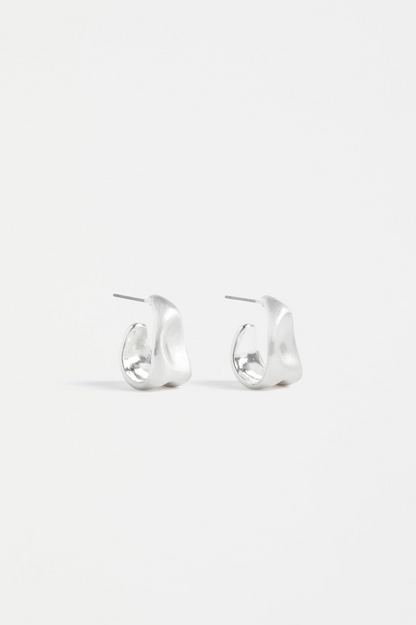 Ellk Feven Small Hoop Earring - Silver