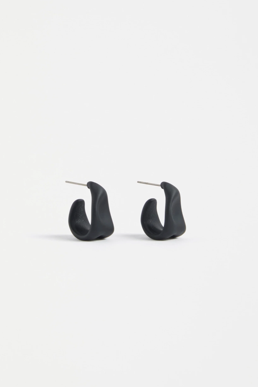 Elk Feven Small Hoop Earring - Black