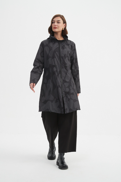 Adjustable Waist Print Parka - Char/Blk Blot Print