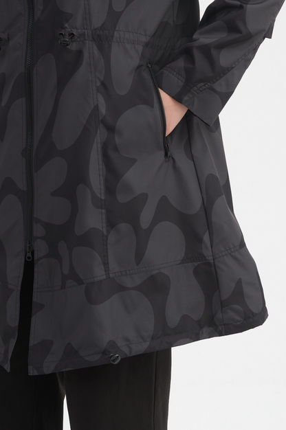 Adjustable Waist Print Parka - Char/Blk Blot Print