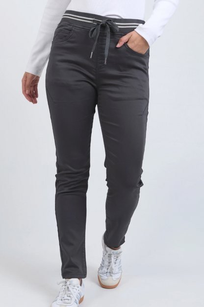 Foxwood Sylvia Jogger - Charcoal