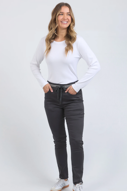 Foxwood Sylvia Jogger - Charcoal