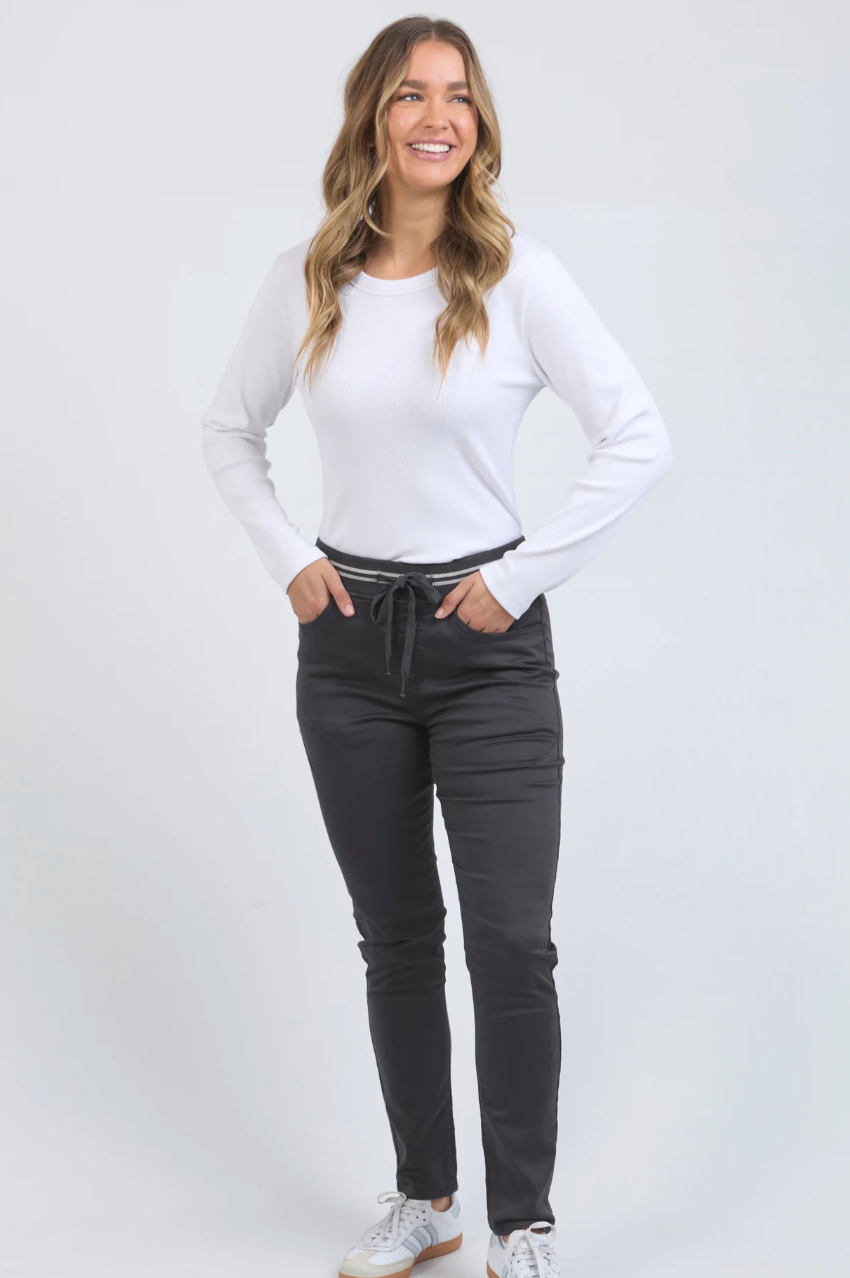 Foxwood Sylvia Jogger - Charcoal