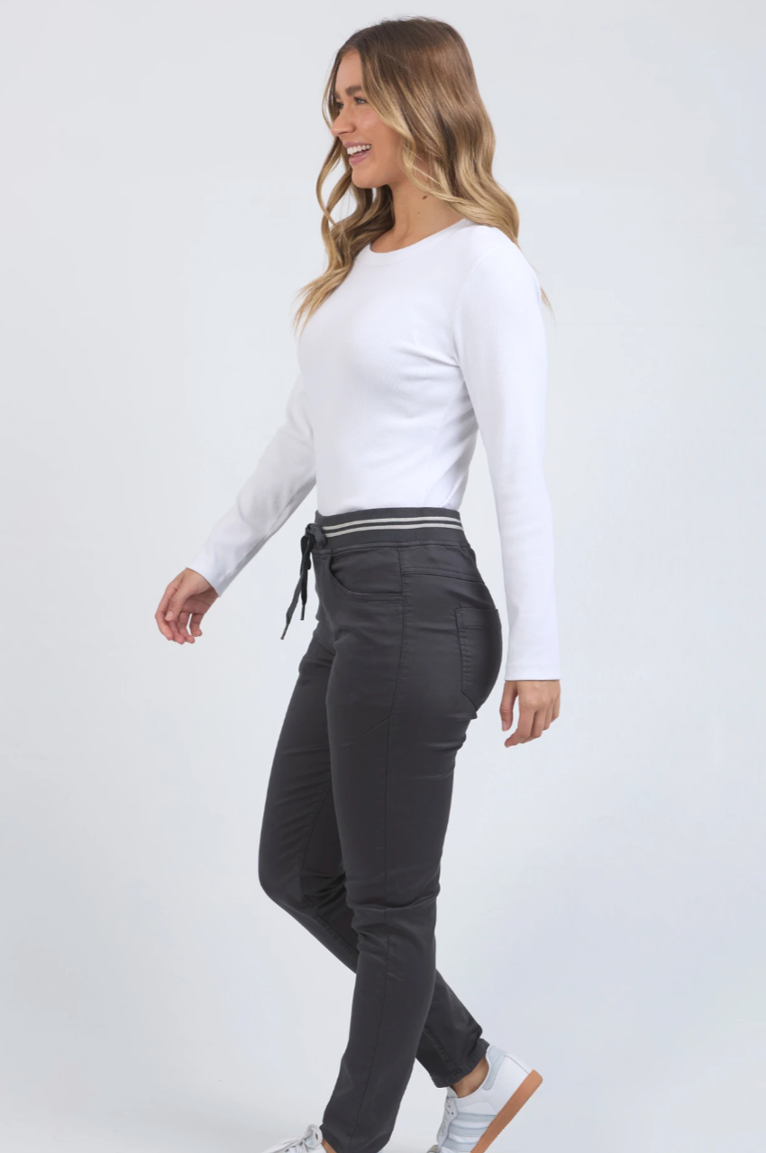 Foxwood Sylvia Jogger - Charcoal