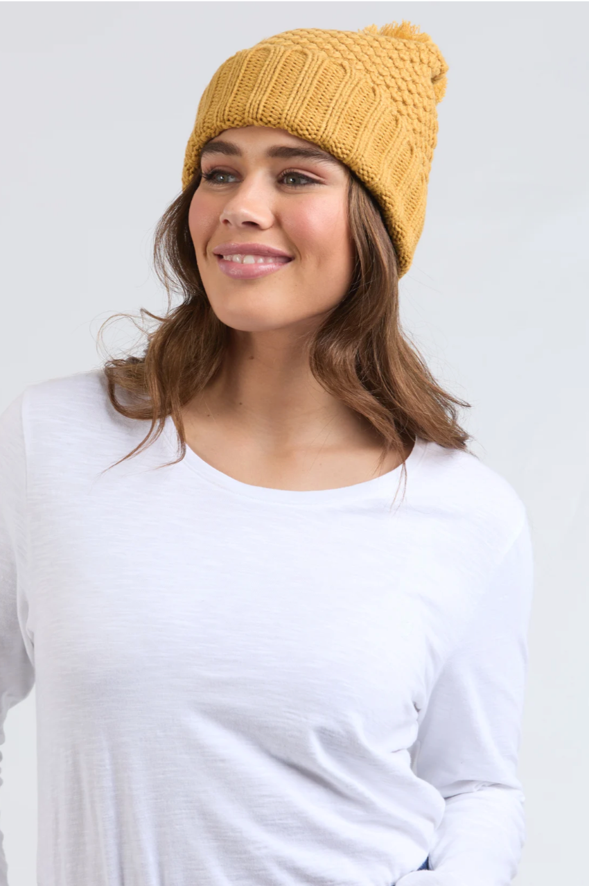 Elm Berry Beanie - Mustard