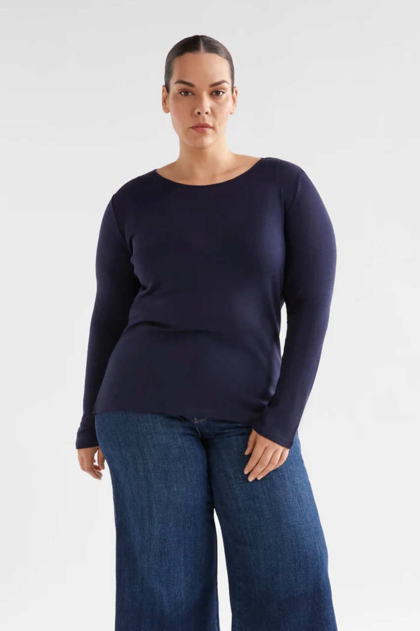 Elk Merino Wool Skin - Navy