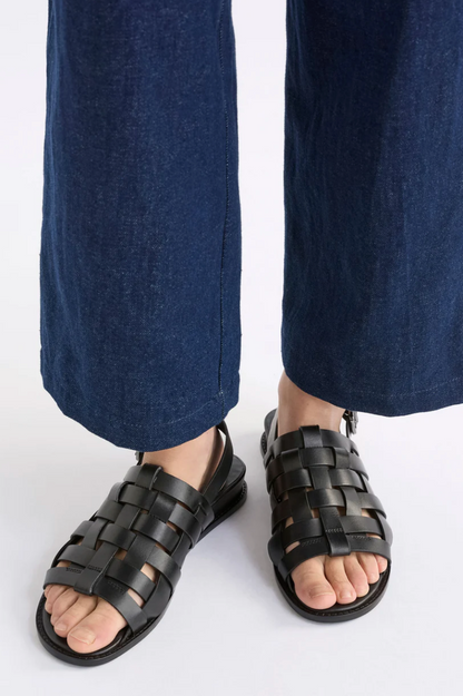Elk Ostt Sandal - Black