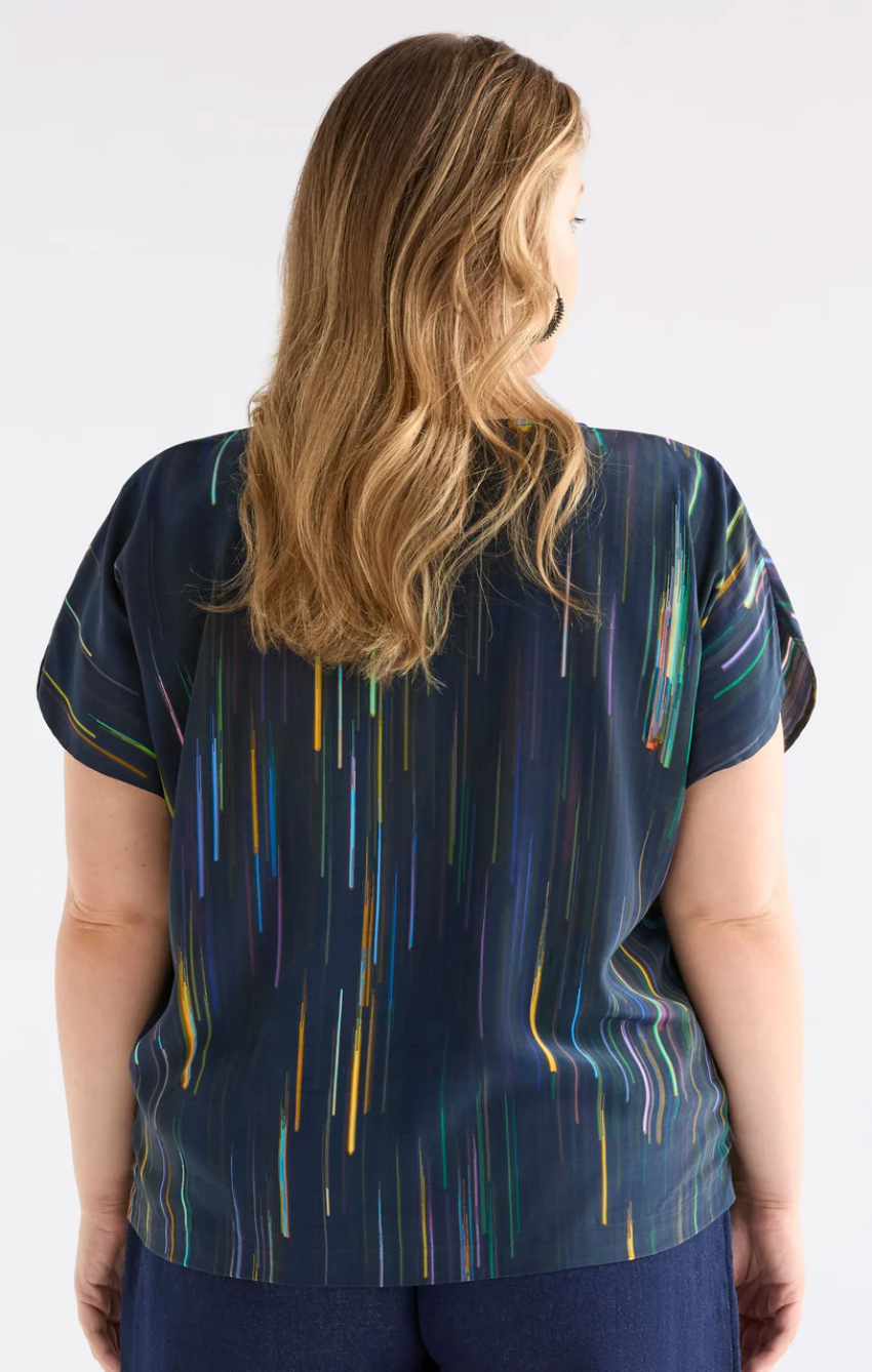 Elk Kayra V Neck Top - Alinea Print