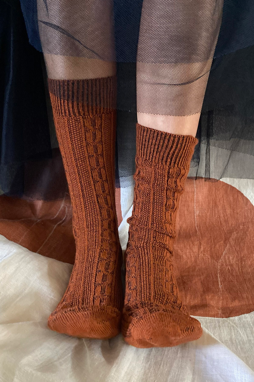 Chunky Cable Merino Socks - Paprika