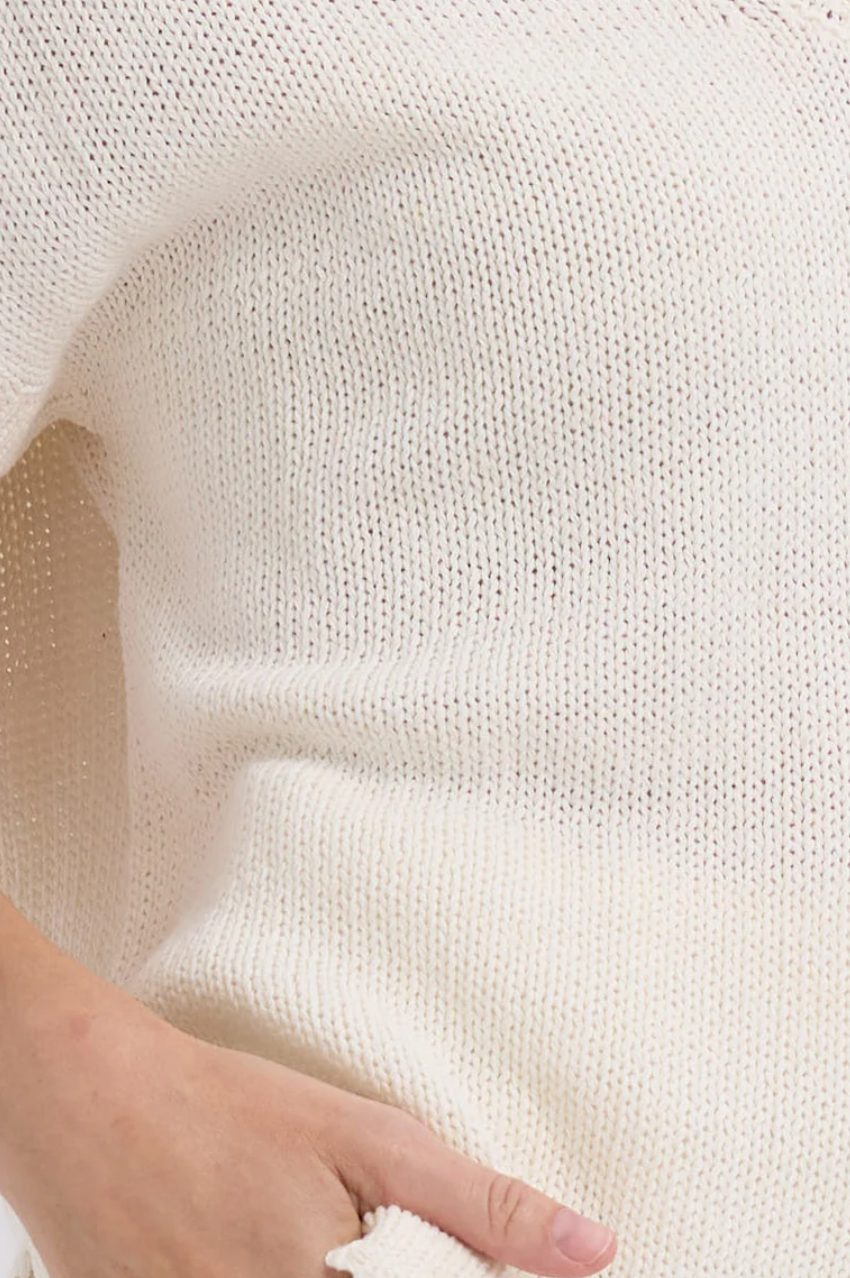 LD & Co Textured V Top - White