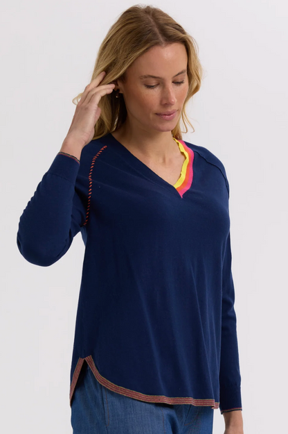Zaket & Plover Rounded Bottom V Jumper - Navy